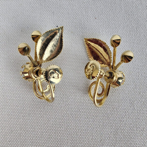 Vintage Gold Tone AB Rhinestone Screw Back Earrings - Picture 4 of 6